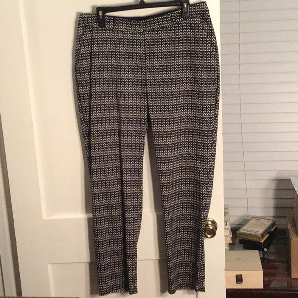 Printed ladies pants.